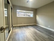 Photo - Palm View Apartments