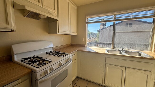 Photo - Two Bedroom, Two Bathroom Duplex in Centra...