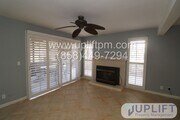 Photo - 3 Bedroom 2.5 Bathroom Townhouse in Ramona