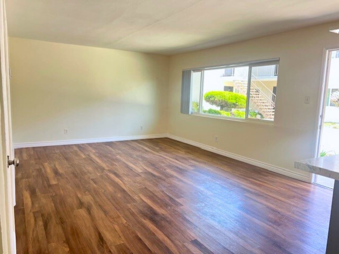 Floor Plan - Large Two Bedroom