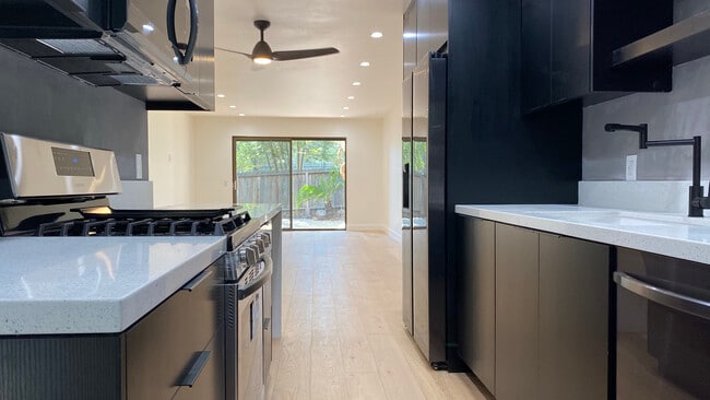 Building Photo - 6474 Cavalleri Rd Unit 6474 Rental