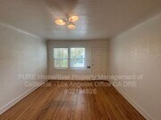 Photo - 629 W 23rd St