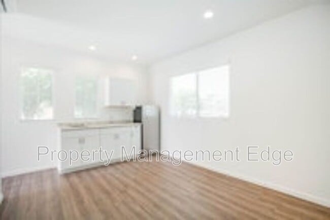 Photo - 40189 Julianne Dr