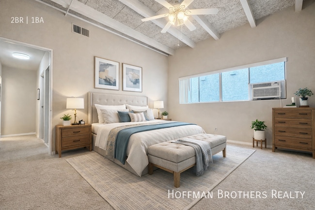 Photo - 4840 Van Noord Ave Unit 5