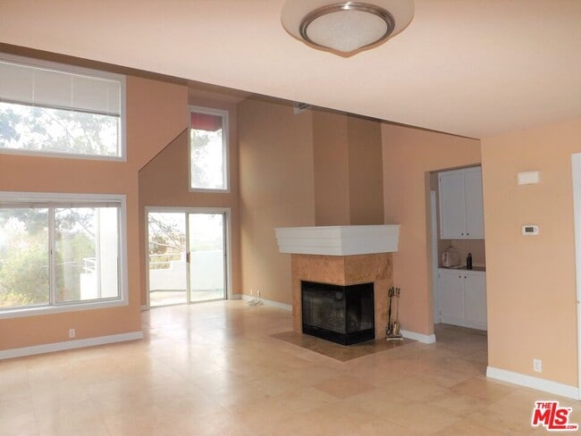 Photo - 26953 Jasper Unit 223