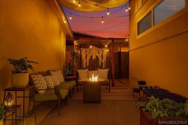 Photo - 1818 Diamond St Unit 1818