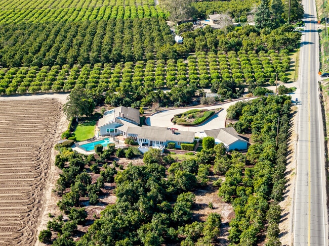 Photo - 13922 Foothill Rd