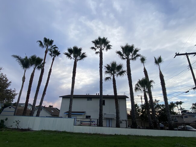 Building Photo - 6705 Trigo Rd Unit A - Isla Vista