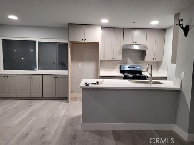 Building Photo - 15233 Santa Gertrudes Ave Unit V104