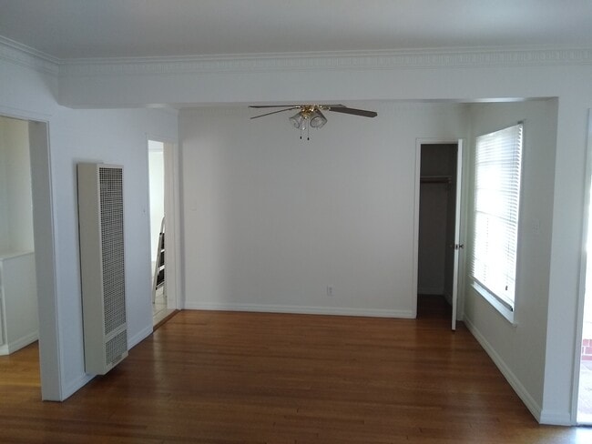 Building Photo - 5078 Pickford St Unit 5078 Pickford Rental