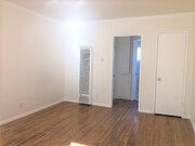 Photo - Spacious and bright  1bed/1bath Apartment Unit 5069 #1
