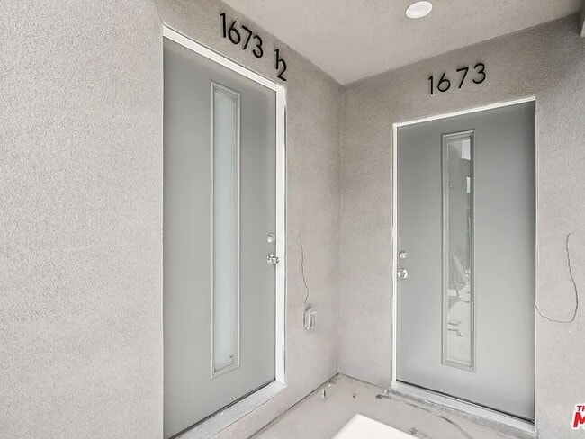 Building Photo - 1673 E 111th St Unit 1673