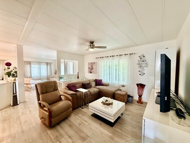 Photo - 38890 Desert Greens Dr W