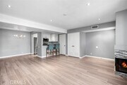 Photo - 25761 Le Parc Condo Unit 19