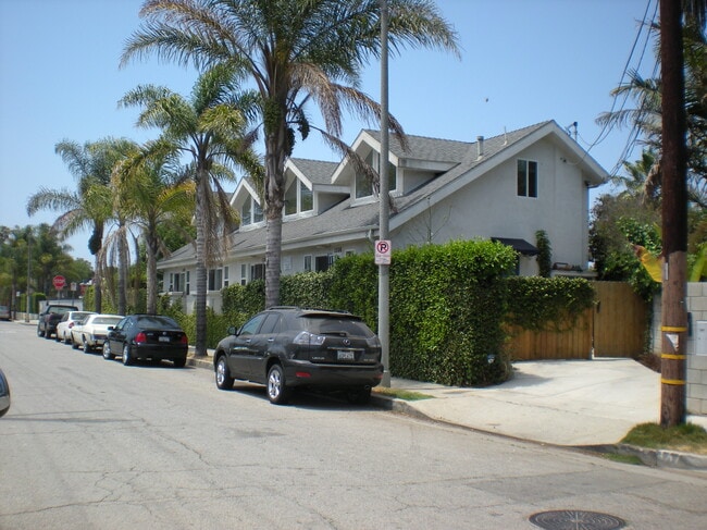 Photo - 1302 Electric Ave