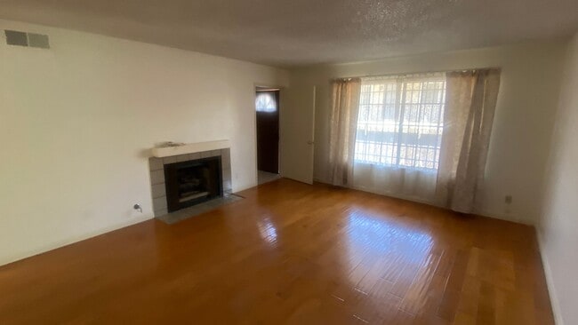 Photo - Renovated Townhome, Attached Garage, in Gated HOA Community *READ*