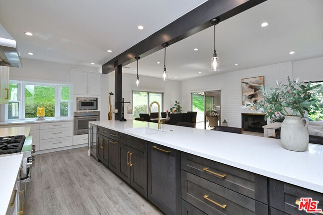 Photo - 16142 Bayberry Pl