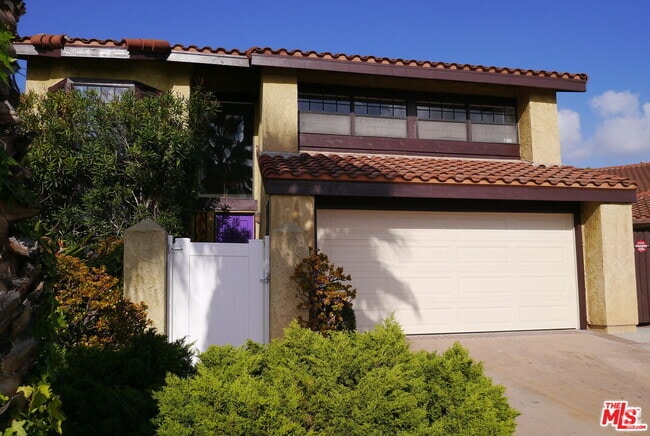 Building Photo - 10827 Marietta Ave Rental