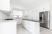 Photo - 6426 Varna Ave