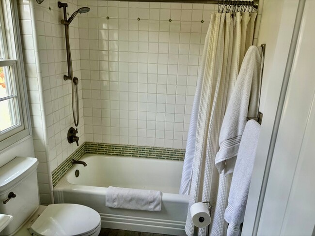 Photo - 1712 Anacapa St
