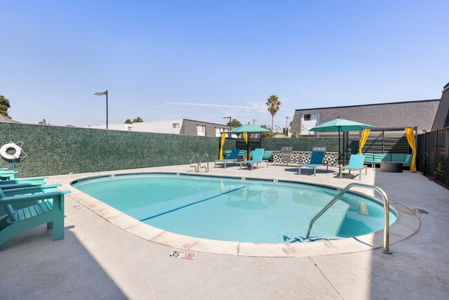 Photo - Mar at National City