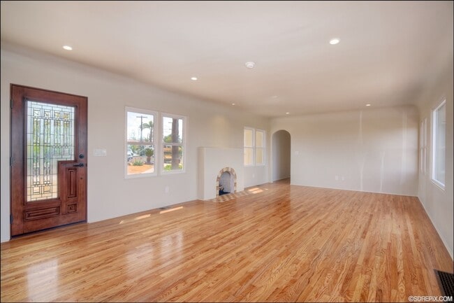 Photo - Modern 2 bedroom 2 bath home in Kensington Heights!