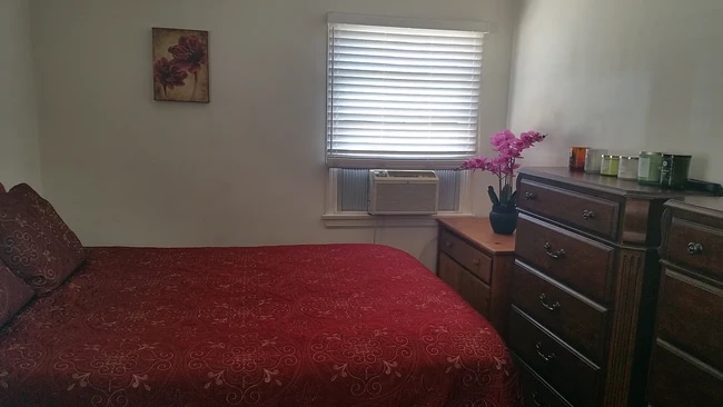 Photo - 1310 W Verdugo Ave