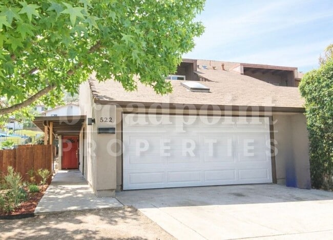 Building Photo - 522 Charlotte Dr