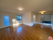 Photo - 3130 S Barrington Ave Unit A