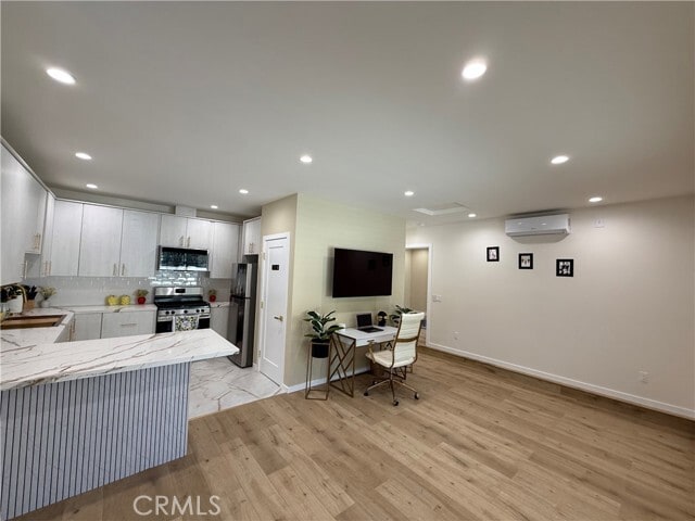 Building Photo - 17606 Orna Dr Rental