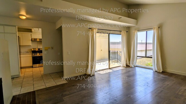 Photo - 5477 Twin Lakes Dr