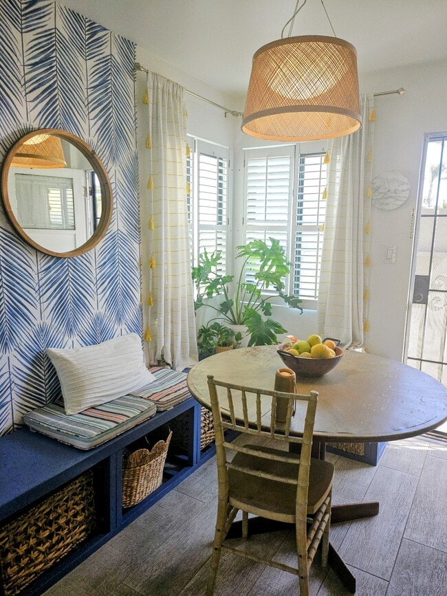 Building Photo - 2222 Julian Ave Unit Couture Garden Cottage