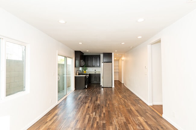 Kitchen - 940 S Bernal Ave House