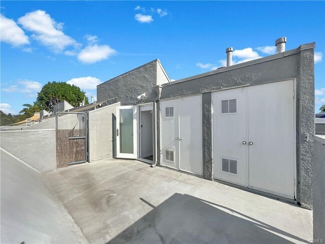 Photo - 2408 34th St