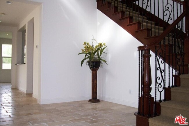 Photo - 1952 Hazel Nut Ct