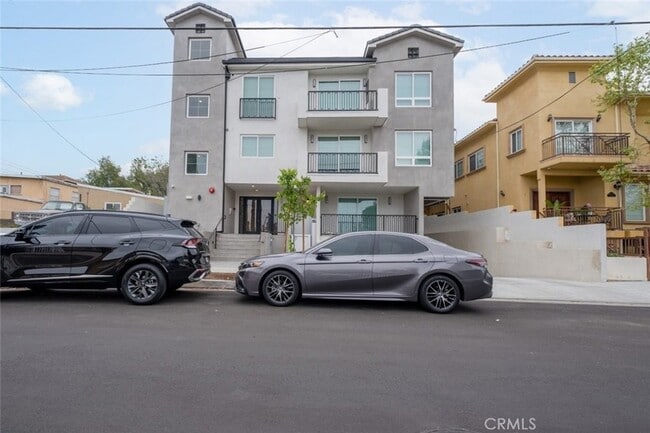 Photo - 10218 Fernglen Ave Condo Unit 204