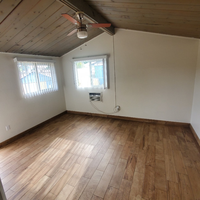 Photo - 4264 Mentone St Unit 4264
