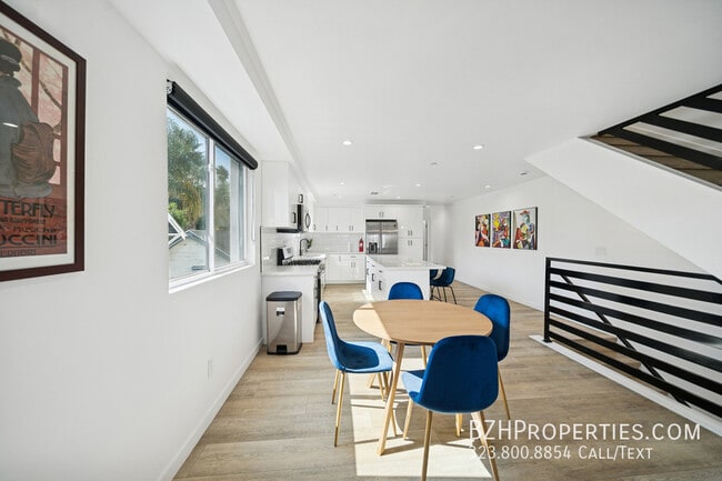 Photo - 837 N Harvard Blvd Unit 837