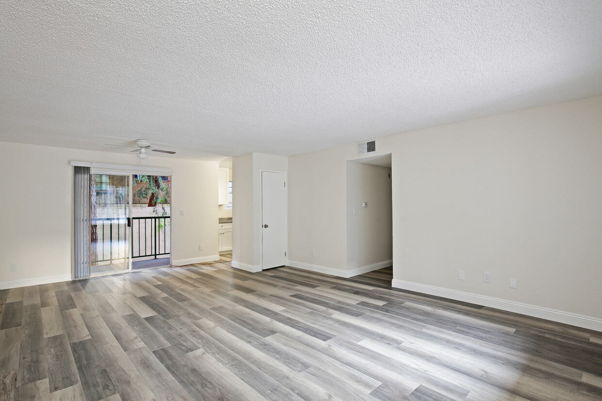 Floor Plan - 2 Bedroom 2 Bath