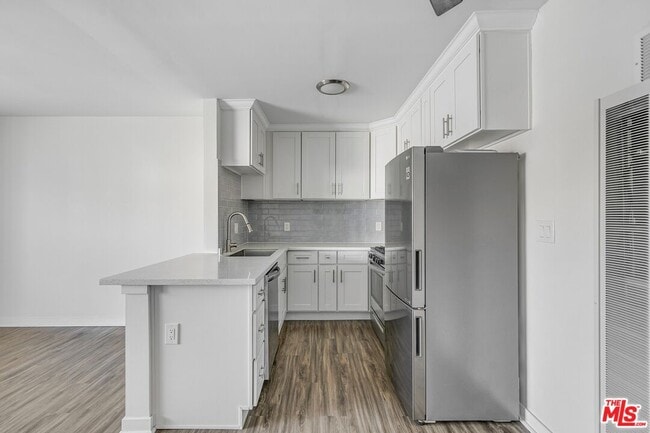 Photo - 1323 11th St Unit 6