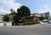 Photo - Elan Baylofts