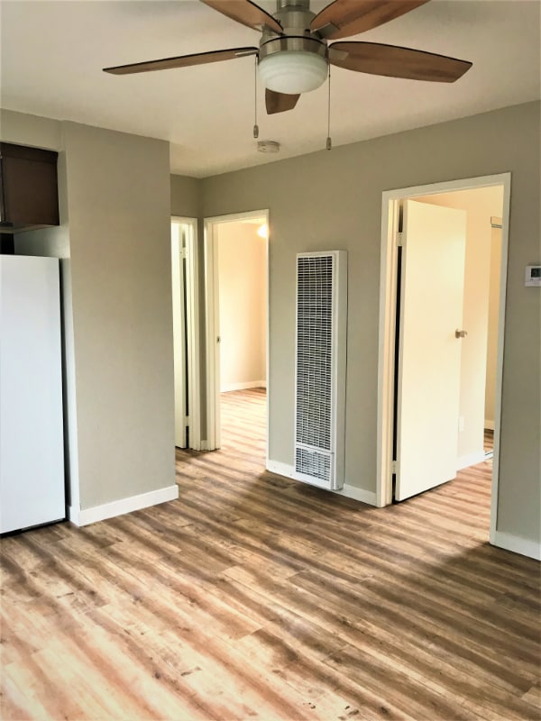 Photo - 4389 42nd St