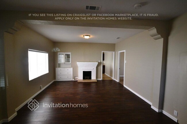 Photo - 1121 56th St