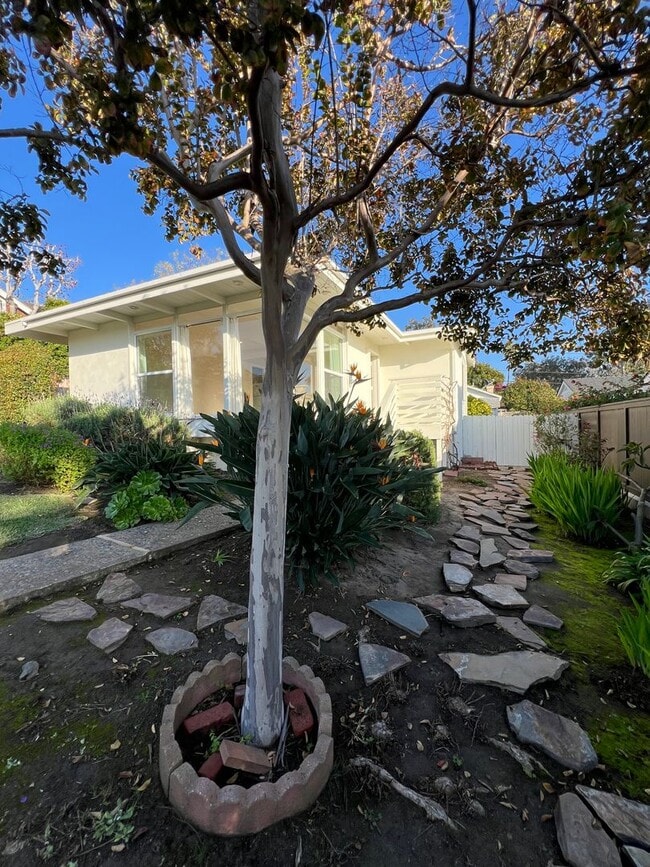 Photo - Laguna Beach Cottage Home 2 Bed 1 Bath