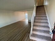 Photo - Moorpark 3 bed 2.5 bath Townhome close to Moorpark College