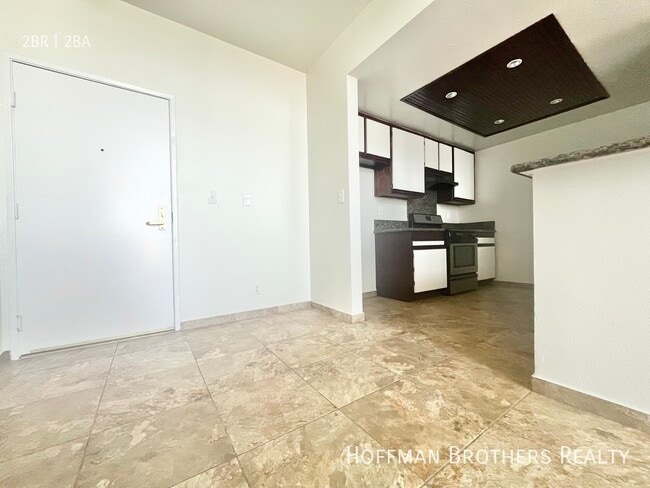 Photo - 945 Serrano Ave Unit 115