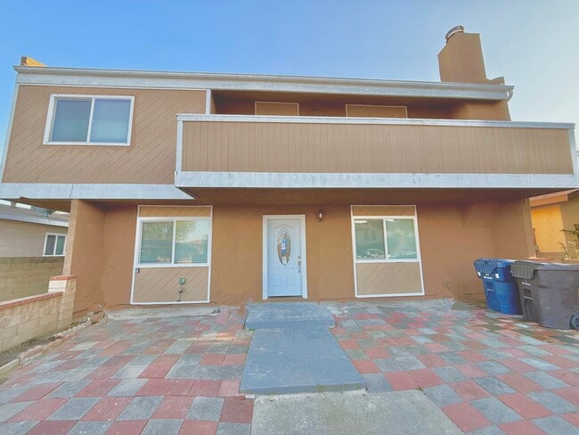 Building Photo - 7782 Newman Ave Unit 1