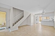 Photo - 424 Tava Ln