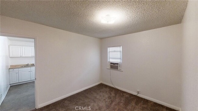 Photo - 138 N Riverside Ave