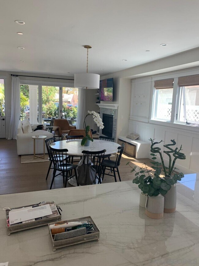 Photo - 960 F Ave Townhome